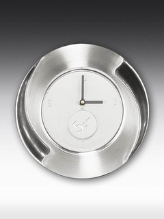 Pewter wall clock NewEdge time+fun