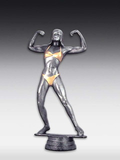 Kunstsofffigur Bodybuilderin